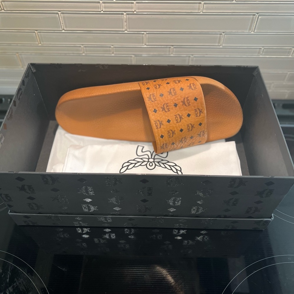 ***MCM Authentic***